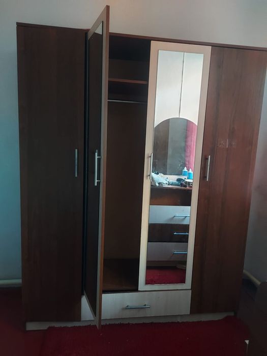 Мебель для спальной