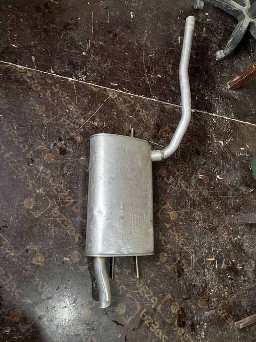 Глушитель Тойота Карина Е, Toyota Carina E