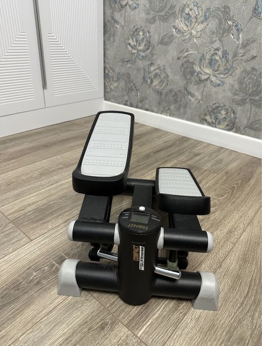 Продам тренажер степпер