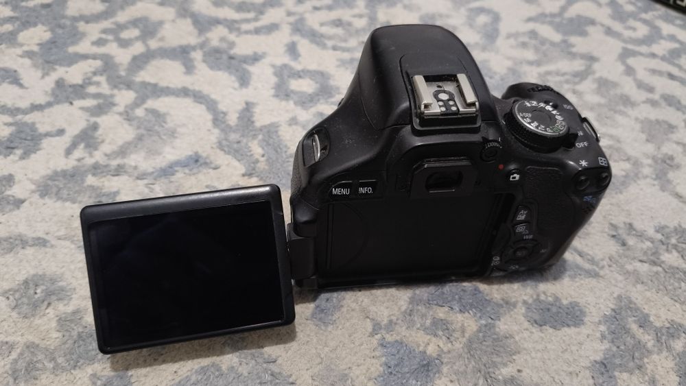 Canon 600d только тушка