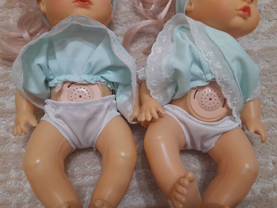 Колички за кукли, кукли и играчки