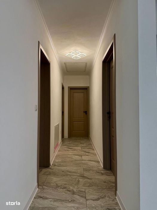 Casă de închiriat