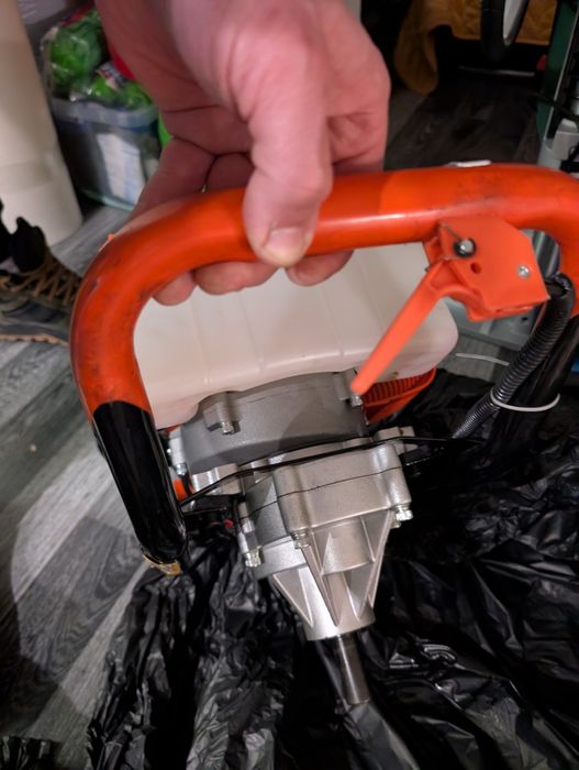 Motoburghiul CRAFT-TEC MX 564