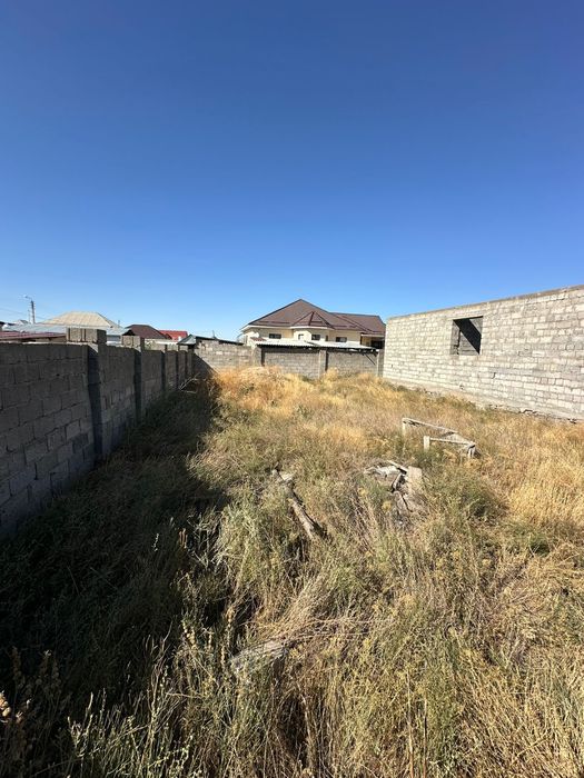 Недостроенный дом, район Кирова,54 школы