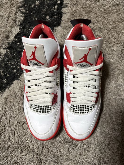 Air Jordan 4 “Fire Red”