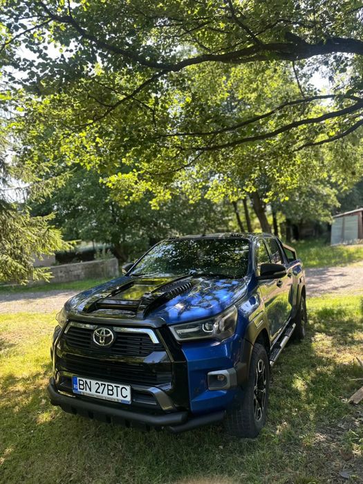 Vand Toyota Hillux 2023