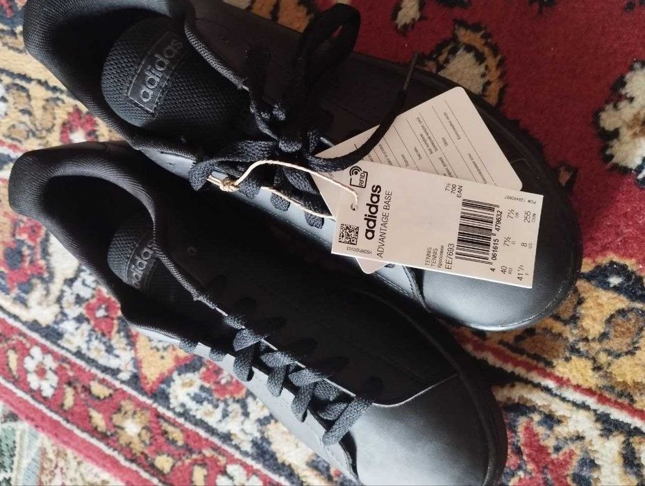 adidas Advantage Base EE7693, размер 40 — новые