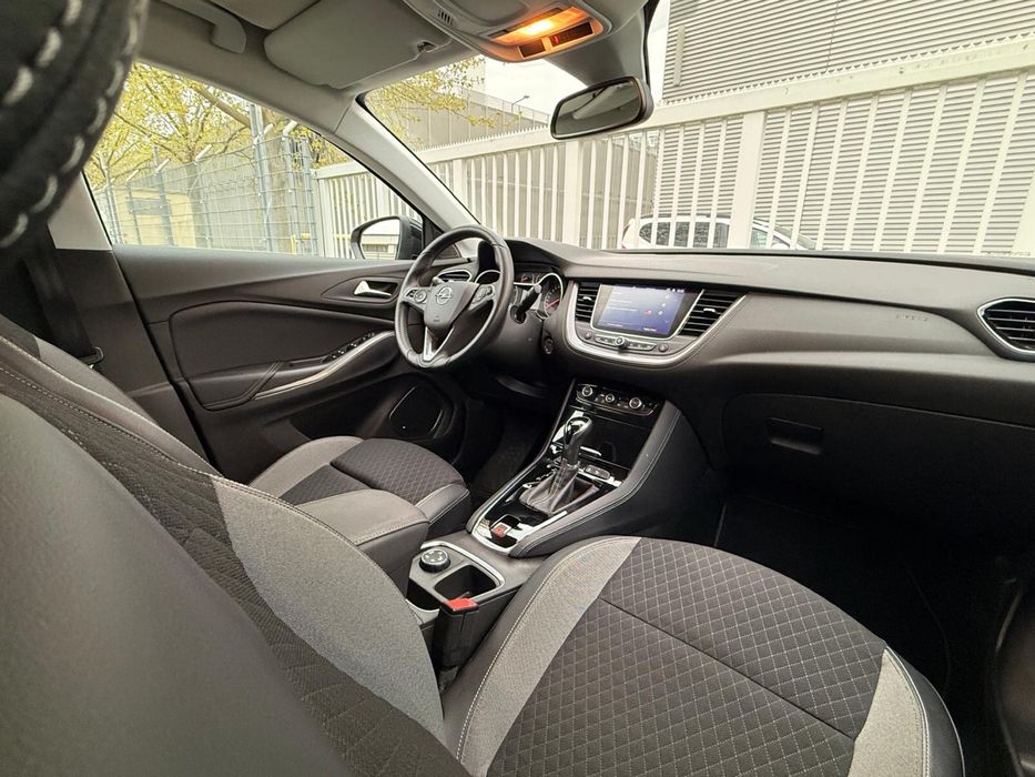 Opel Grandland X/2019/30000 KM/full options.