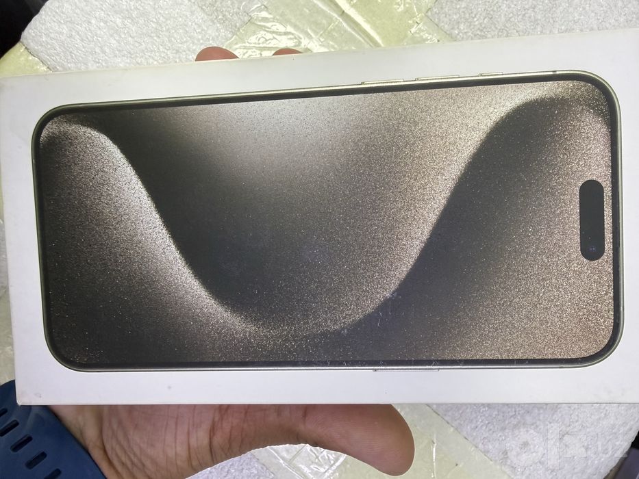 Iphone 15pro max 85%