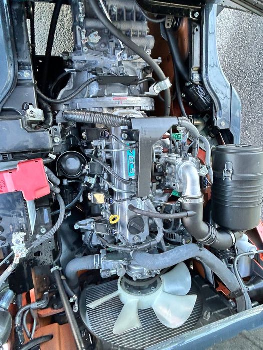 Автокара Кара Вилочные погрузчик