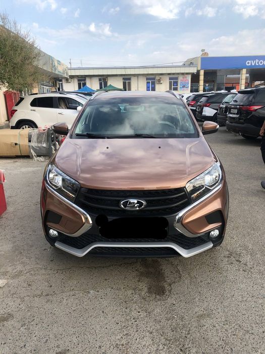 Lada xray cross 2021