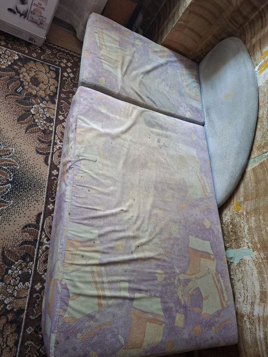 Угловой диванчик