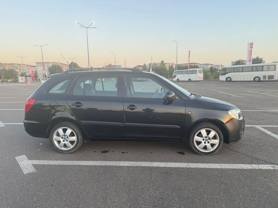 SKODA Fabia 2009 — imagine 3