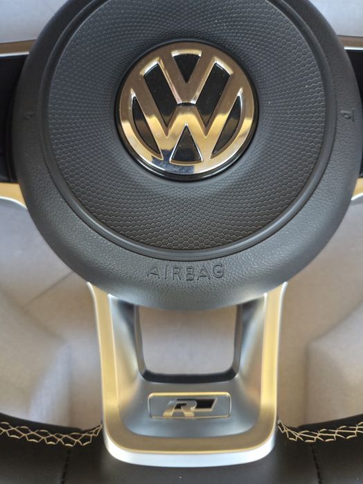 Волан R-Line VW Golf 7 Mk7 Mk7.5 Arteon Passat B8 Tiguan T-Roc T-Cross Touareg, тунинг спортен кожен мултифункционален волан с пера, бутони, airbag,