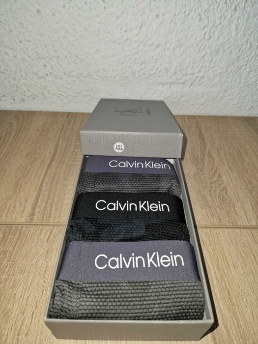 Boxeri Calvin Klein gri si negru 4Xl