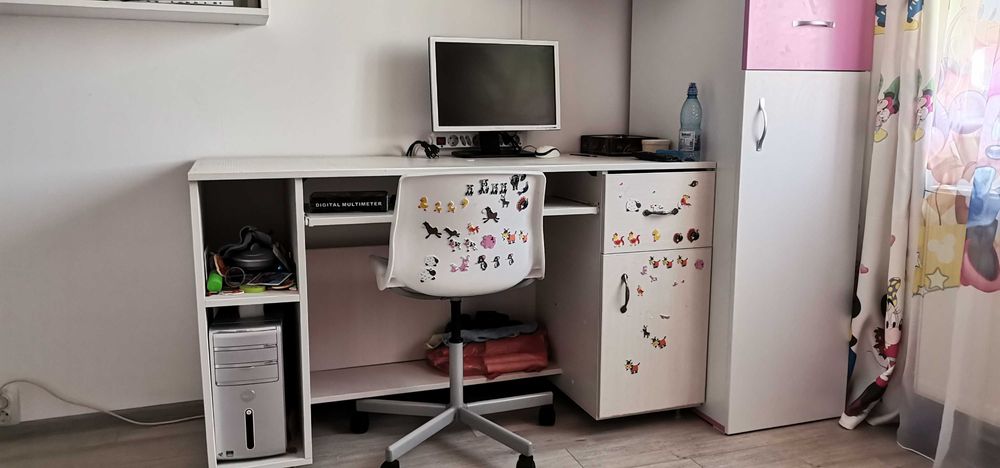 Mobiler dormitor complet cu pat supraetajat