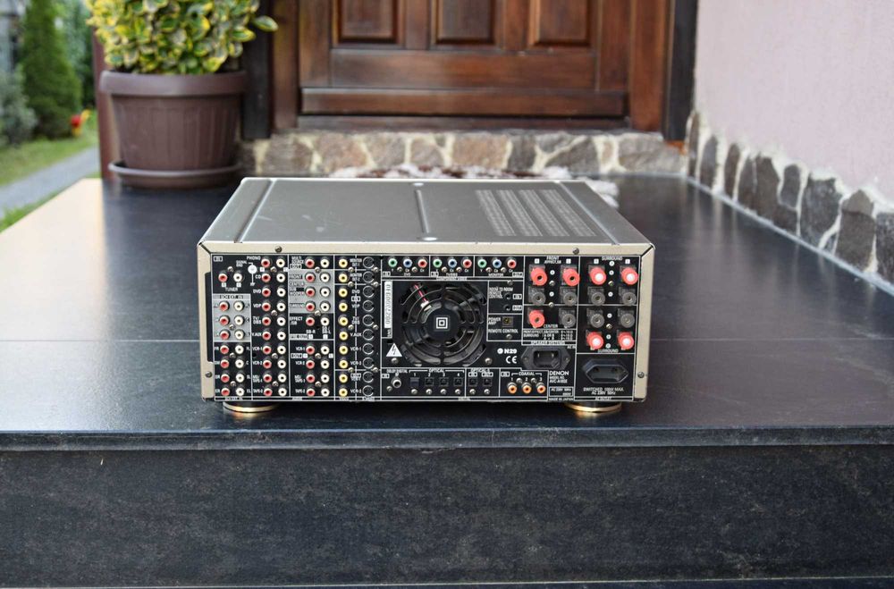 Amplificator 7.1 Denon AVC-A 10 SE, Receiver