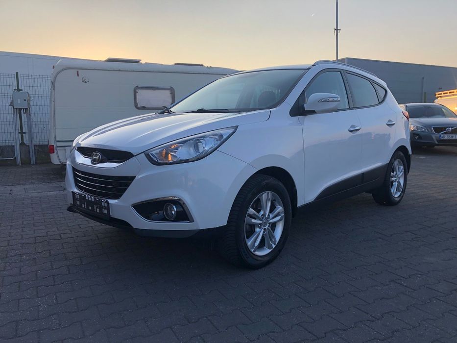 Hyundai ix35 / An 2011 / 2.0 Diesel 140Cp E5 / Clima