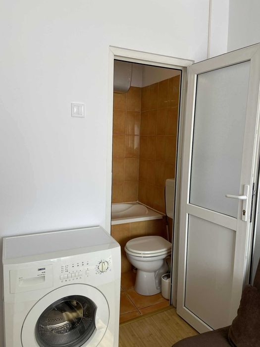 Vând garsonieră renovată, mobilată și utilată – zona Soarelui, proprietar