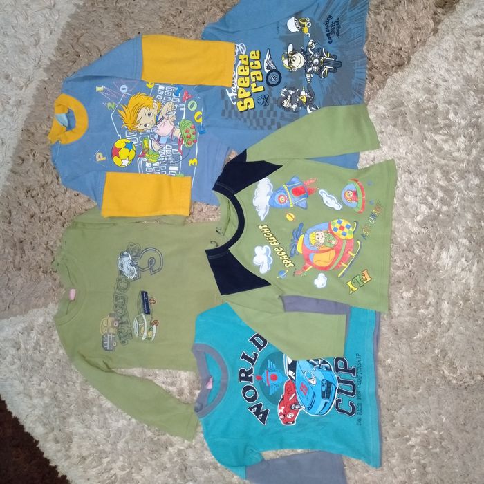 Продам кофточки на мальчика