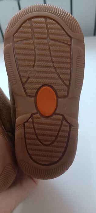 Продам ботиночки 23 р