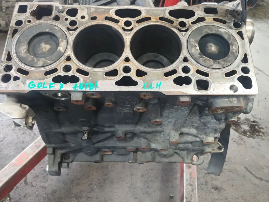 bloc motor 1.6 tdi clh seat leon  audi a3 8v skoda octavia 3 vw golf 7