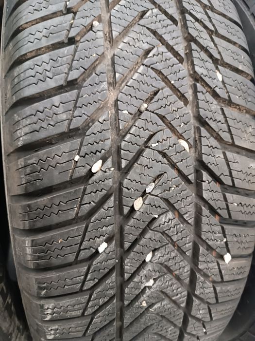 Anvelope iarna 215 60 16 dot2024