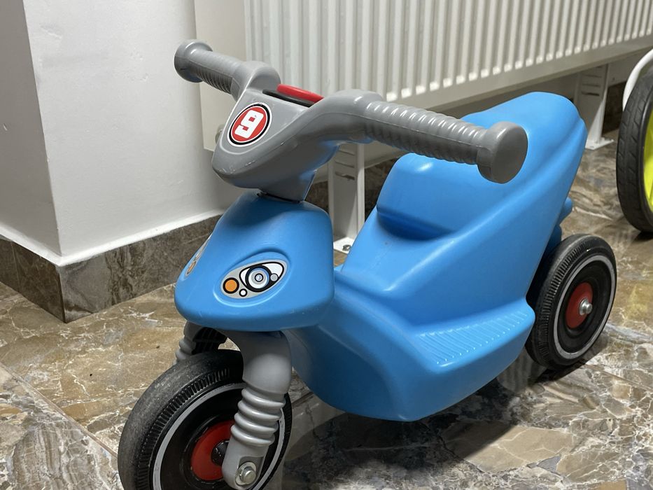 Bicicleta, triciclete, masinute.