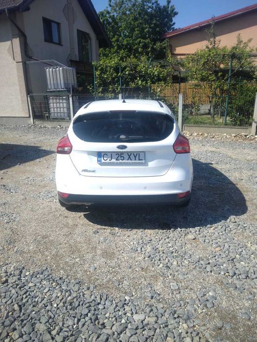 Vand Ford Focus 2015ânzare automobile
