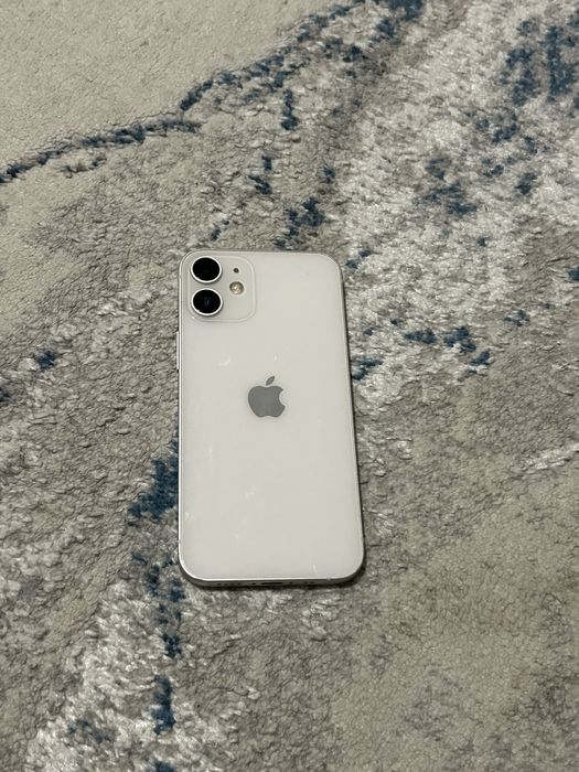 Продам Айфон 12 мини 64GB срочно