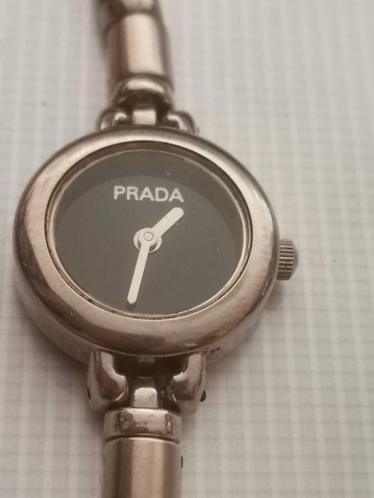 Prada дамски часовник