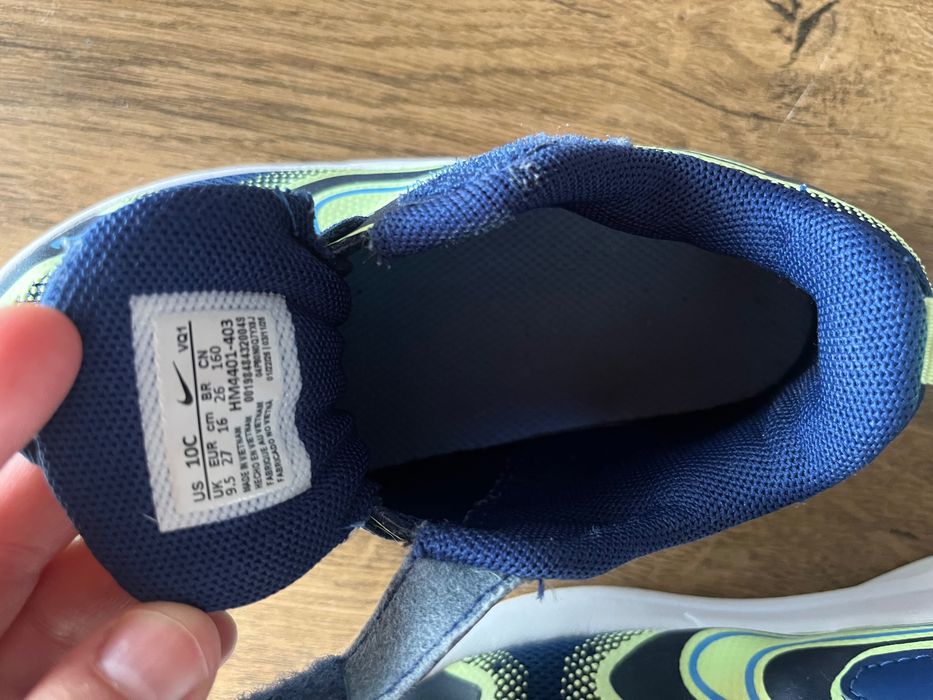Маратонки adidas и  Nike 26-27 размер