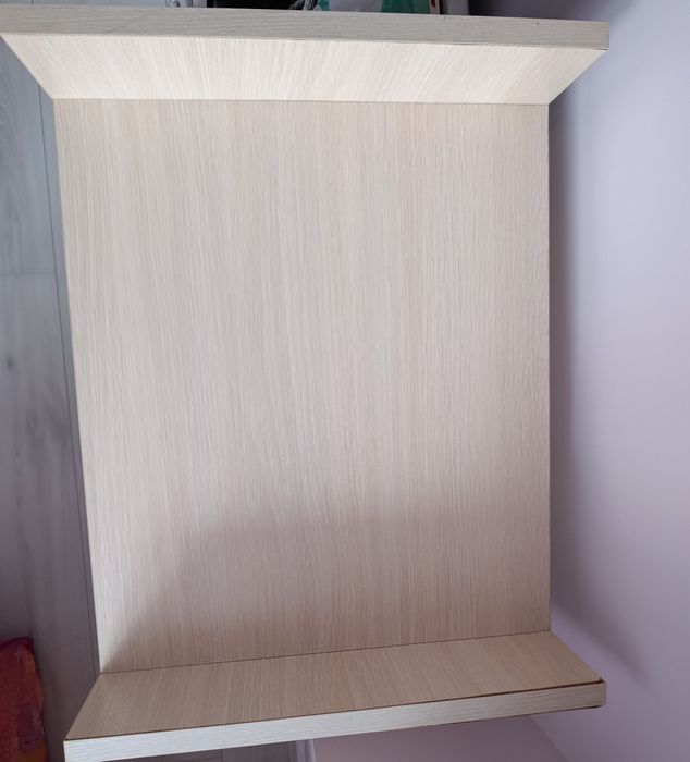 Нощно шкафче и етажерка