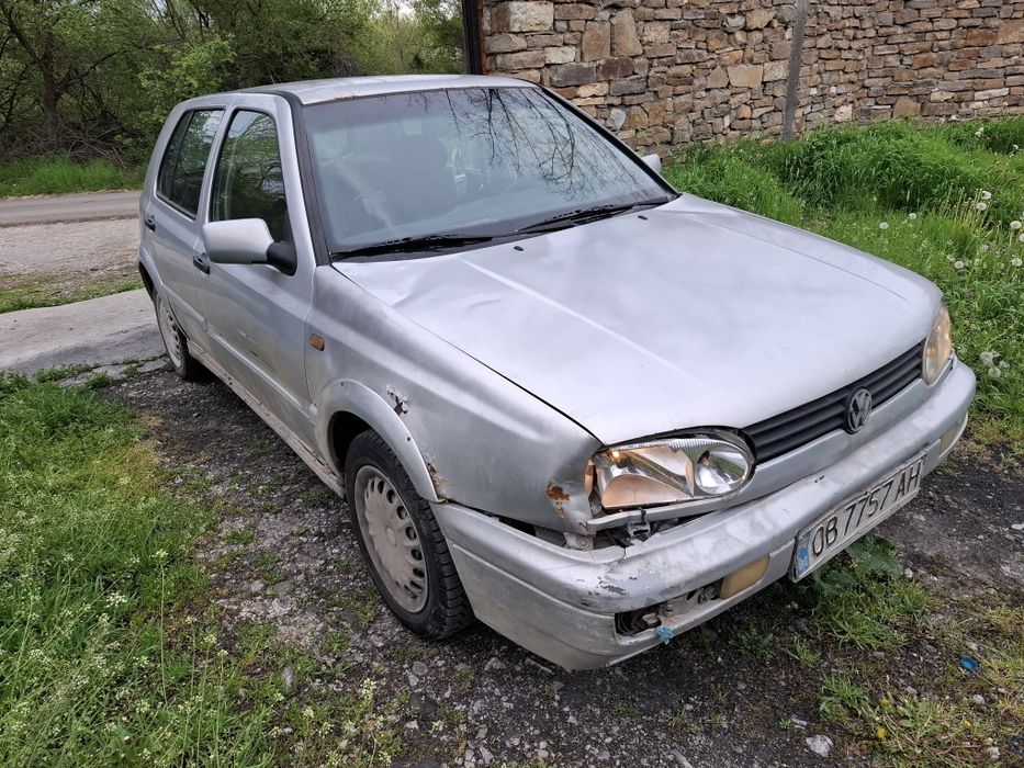 Продавам Golf 3 1.9 tdi 90 коня ,