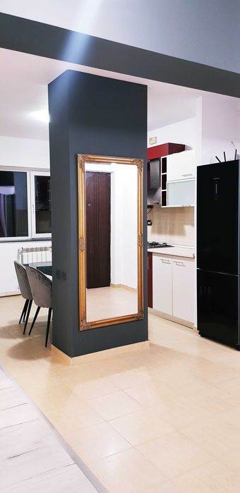 persoana fizica camera in PENTHOUSE  TATARASI .. lux ...