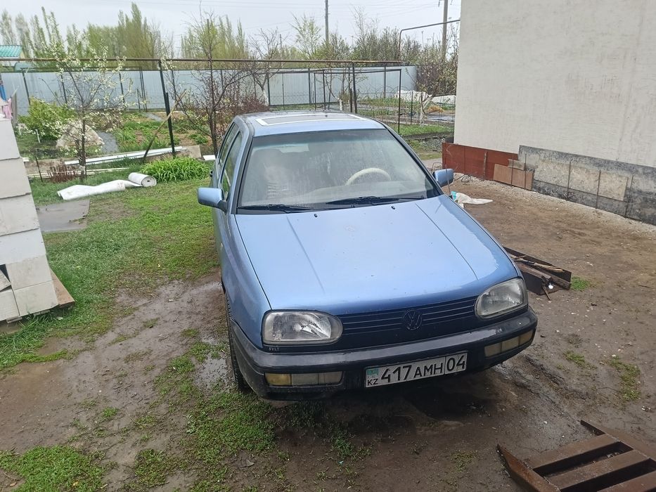 Golf 3 продам. На ходу. Газ бензин