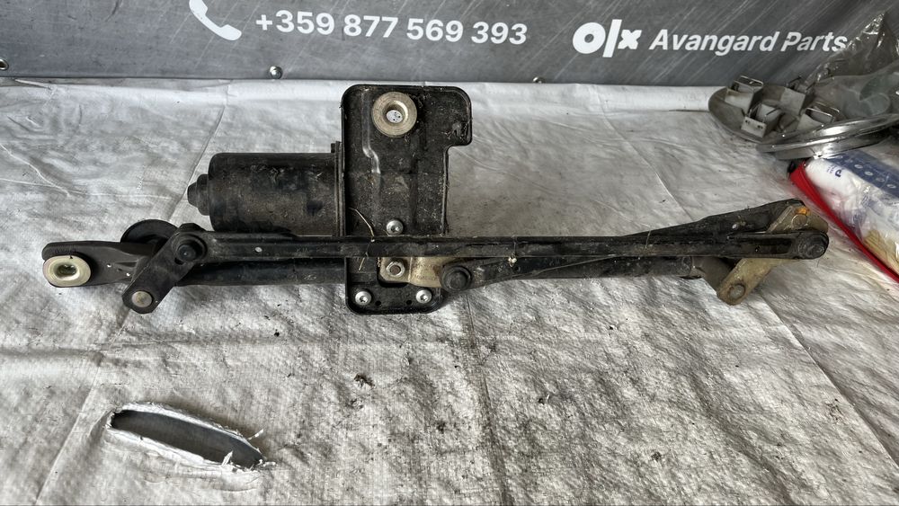 Kia Sportage 2 моторче предни чистачки