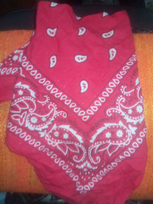 Здравейте продавам