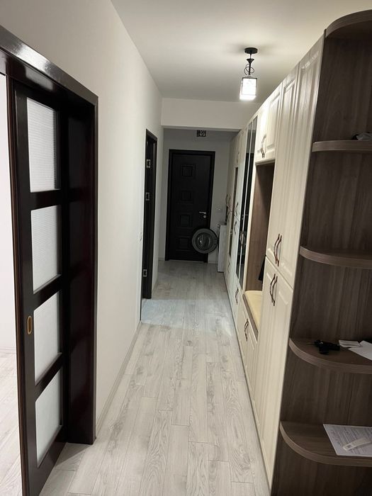 De inchiriat apartament