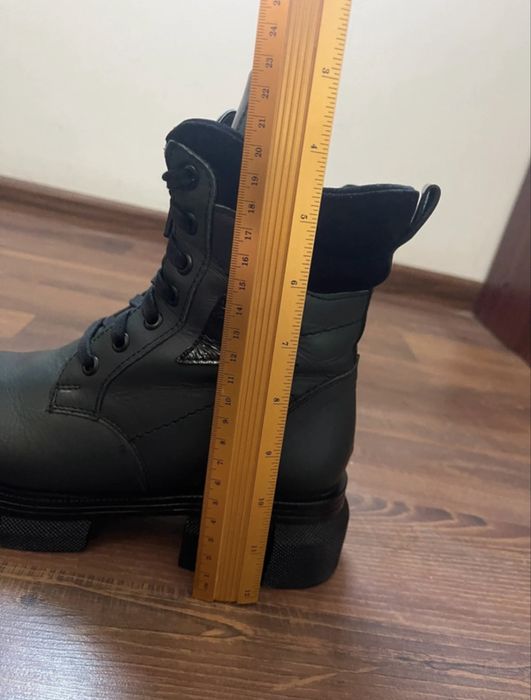 Ghete din piele verde/negru