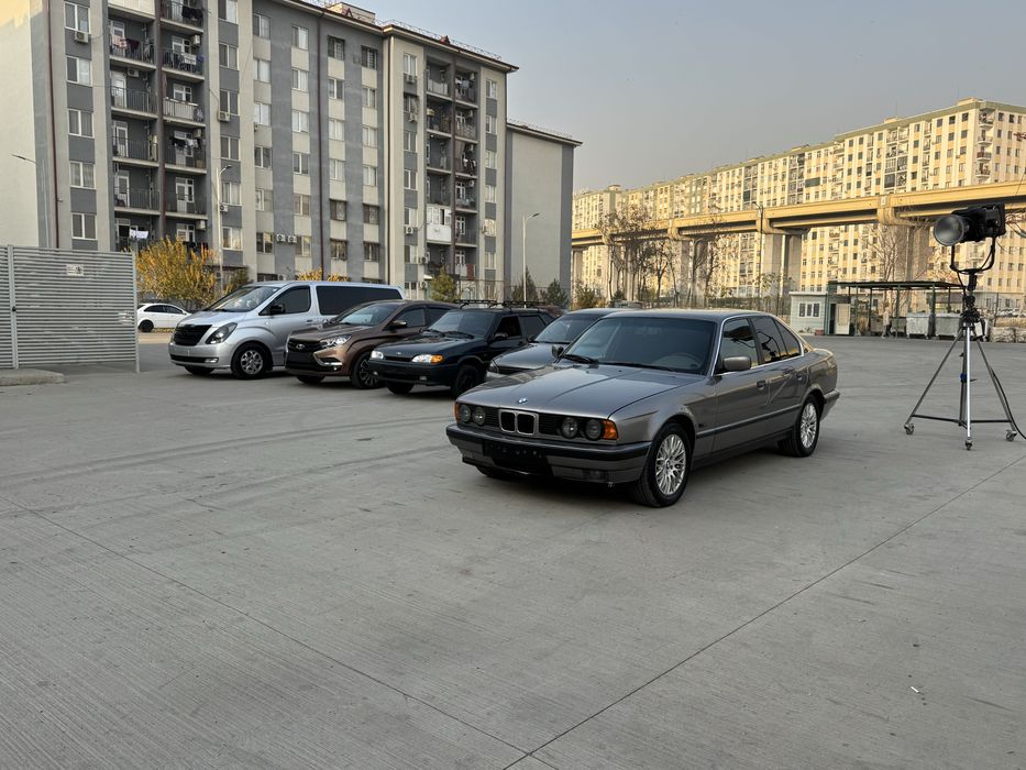 Бмв е34 хорошее состояние. 525