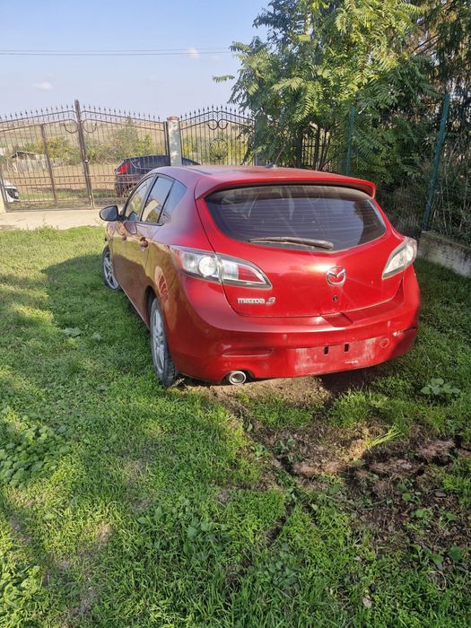 Dezmembrez Mazda 3 2.2 diesel 185 cai