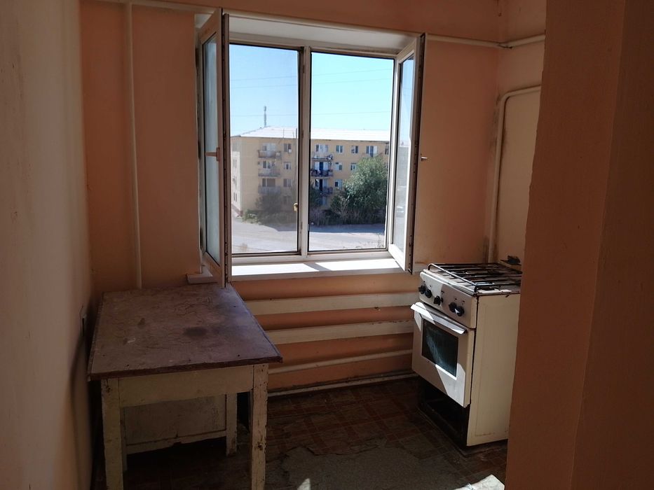 2-xanali kvartira satiladi.