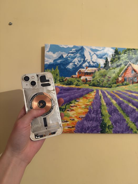 продаю айфон 13/Iphone 13