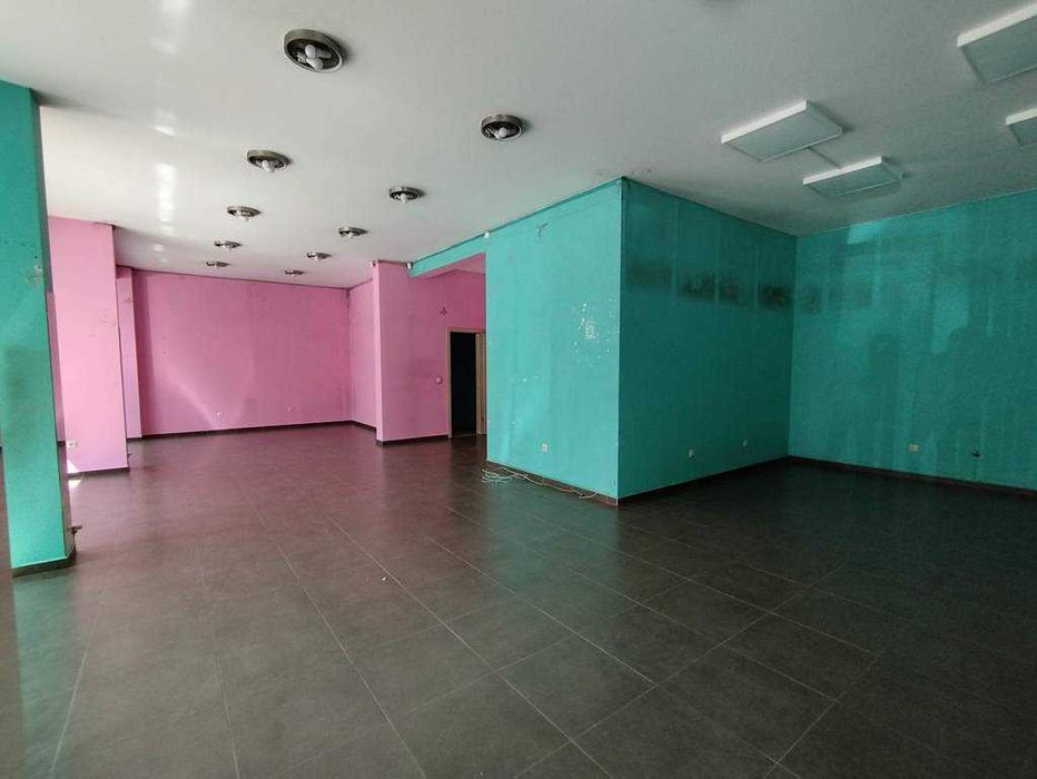 Дава се под наем Магазин в София, Център - 100 кв.м за 1600 € - Снимка #3