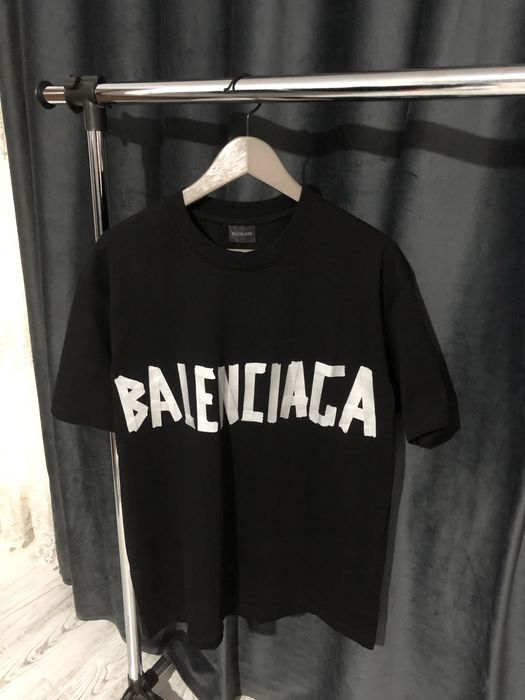 Tricou balenciaga
