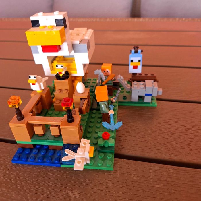 Lego Minecraft The Chicken Coop