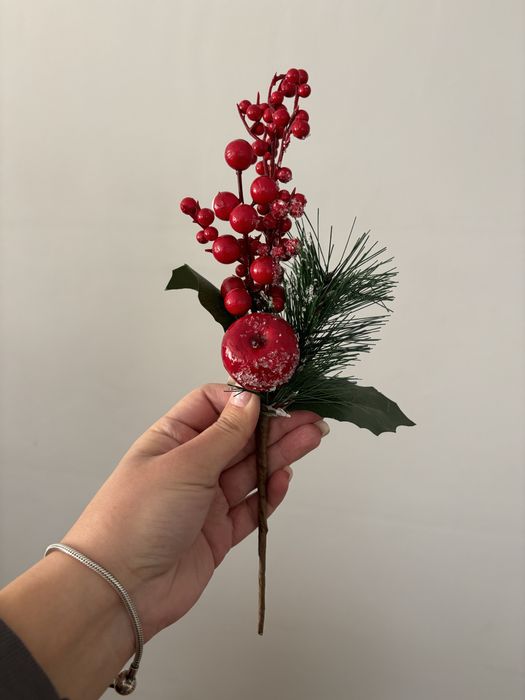 Еловые Ветки для декора