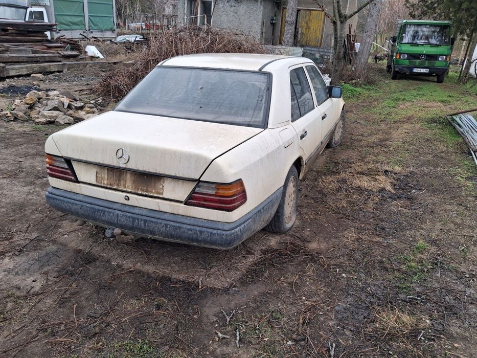 Мерцедес w124 2.5 автоматик на части