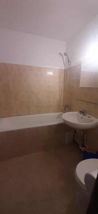 Direct proprietar inchiriez garsoniera
